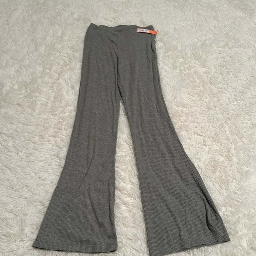 Ribbed wide legged pants